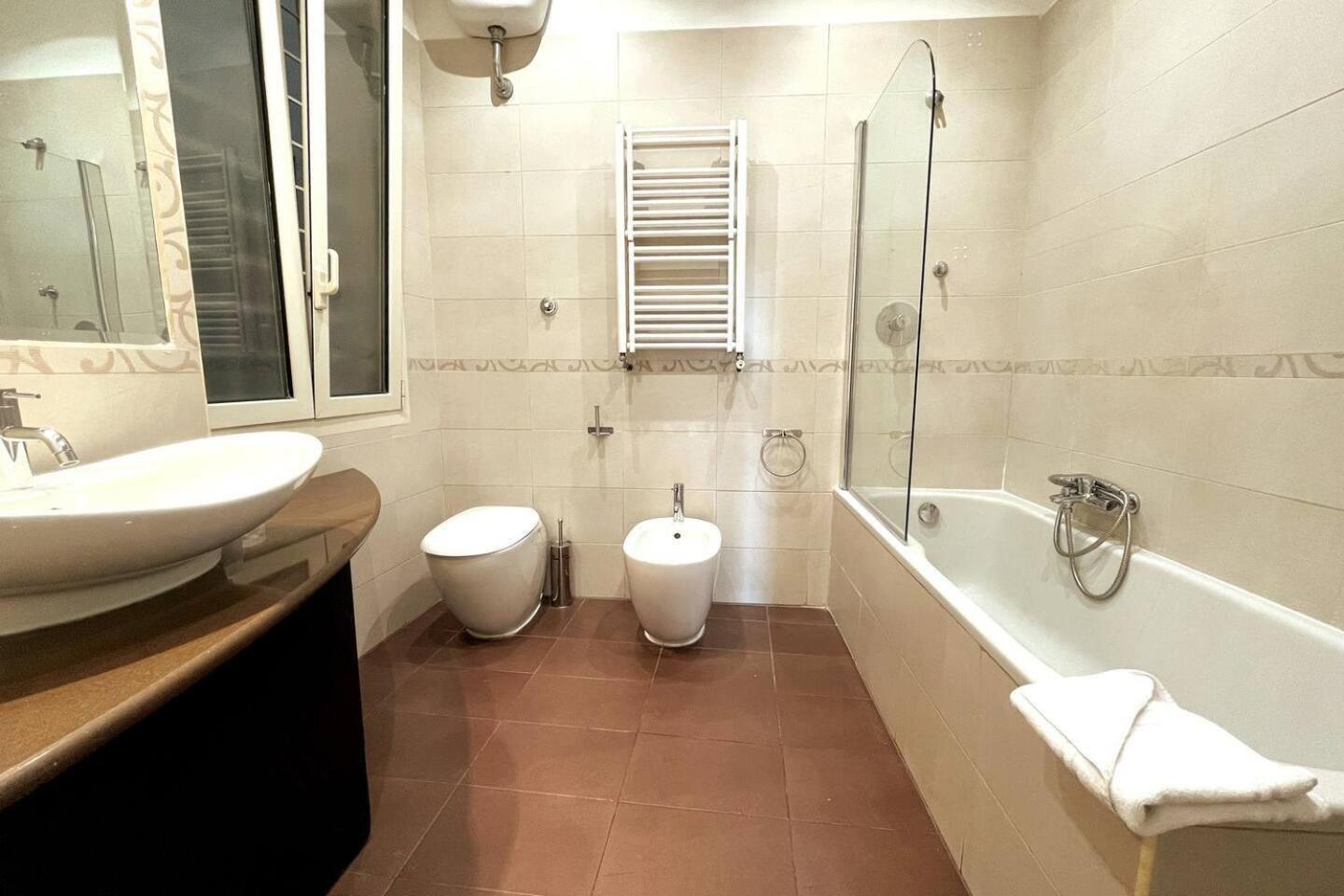 Spacious And Bright Rome Luaran gambar